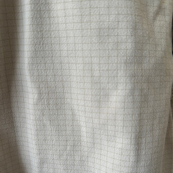 LULULEMON Men's Tan Shorts Size 34 in Excellent Condition - Picture 2 of 6